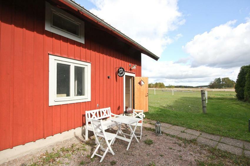 Broby Bed & Breakfast Entreplan Нюшьопинг Екстериор снимка